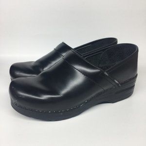 Dansko Clogs 39